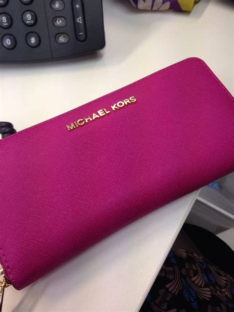 michael kors soft pink wallet|michael kors hot pink wallet.